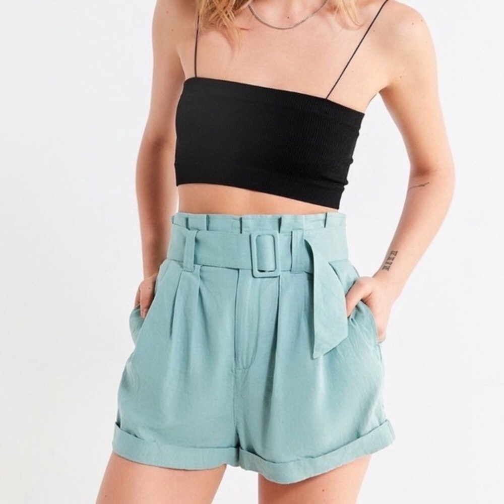 Urban Outfitters | Linen Paperbag Shorts
